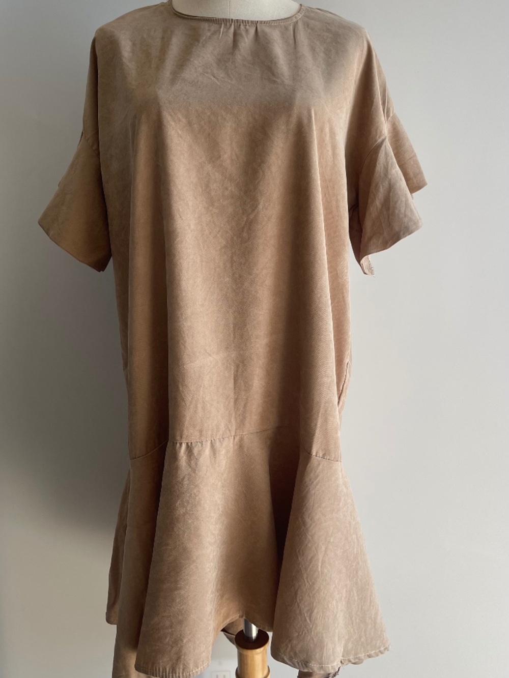 HOFSTORE Beige Oversized Flounce Hem Dress Short Sleeve Midi Dress